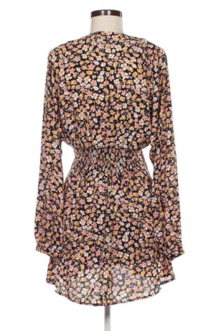 Kleid ONLY, Größe M, Farbe Mehrfarbig, Preis 6,99 €