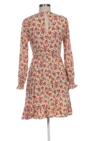 Рокля One Look, Размер M, Цвят Многоцветен, Цена 15,33 €