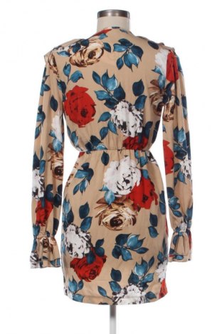 Šaty  Pretty Little Thing, Velikost S, Barva Vícebarevné, Cena  199,00 Kč