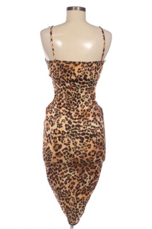 Рокля Pretty Little Thing, Размер M, Цвят Многоцветен, Цена 13,29 €