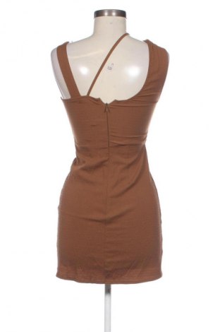 Sukienka Pull&Bear, Rozmiar S, Kolor Brązowy, Cena 55,99 zł