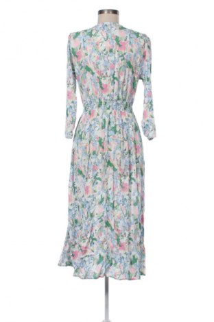 Рокля Reserved, Размер S, Цвят Многоцветен, Цена 13,29 €