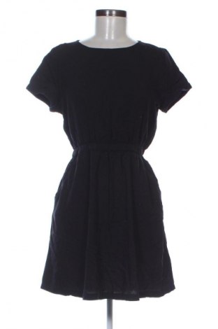 Šaty  Review, Veľkosť S, Farba Čierna, Cena  12,95 €