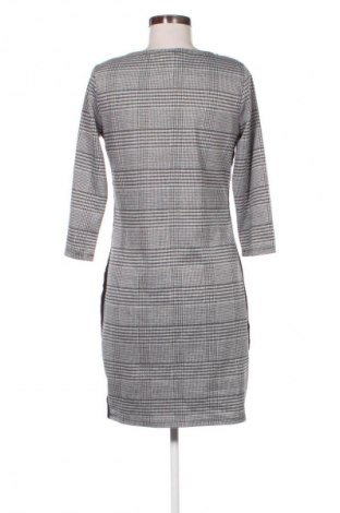 Sukienka S.Oliver, Rozmiar M, Kolor Kolorowy, Cena 27,99 zł