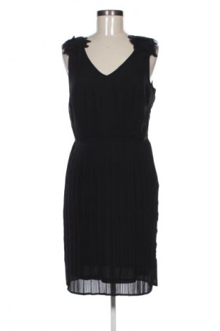 Šaty  S.Oliver, Velikost M, Barva Černá, Cena  653,00 Kč