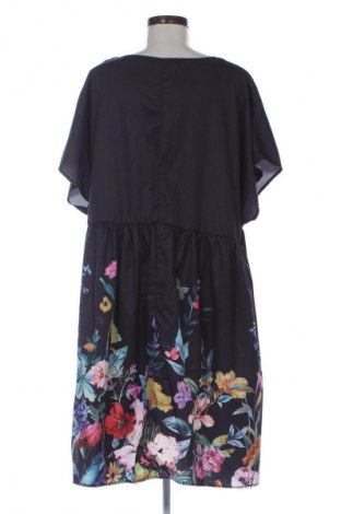 Рокля SHEIN, Размер 3XL, Цвят Многоцветен, Цена 18,40 €