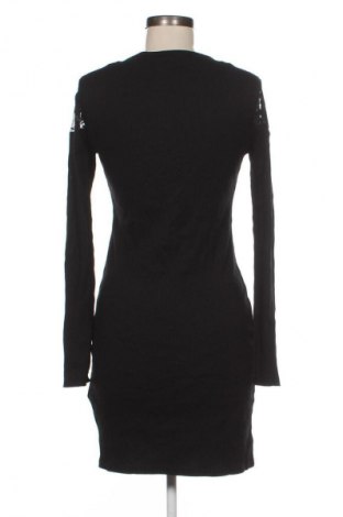 Šaty  Sinsay, Velikost L, Barva Černá, Cena  49,00 Kč