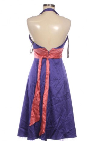 Kleid Spotlight By Warehouse, Größe M, Farbe Lila, Preis 10,32 €