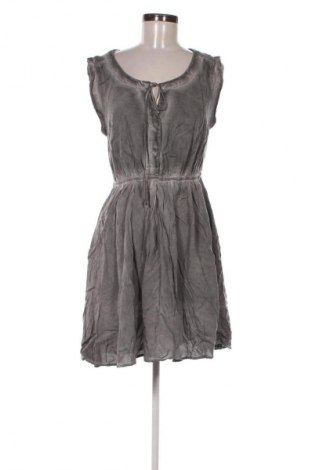 Šaty  Stitch & Soul, Velikost M, Barva Šedá, Cena  99,00 Kč