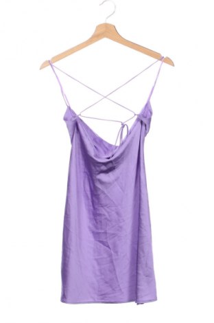 Рокля Stradivarius, Размер XS, Цвят Лилав, Цена 20,45 €