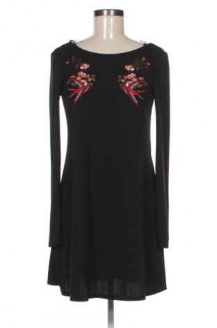 Sukienka Stradivarius, Rozmiar M, Kolor Czarny, Cena 21,99 zł