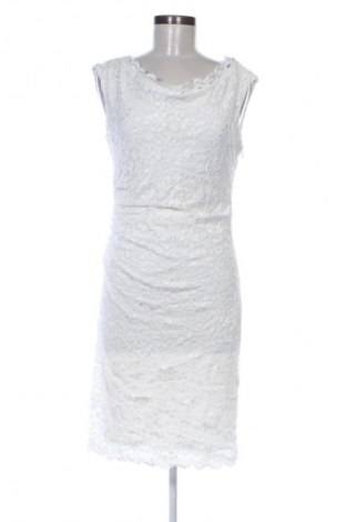 Kleid Swing, Größe L, Farbe Weiß, Preis 25,99 €