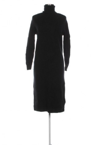 Рокля Tommy Hilfiger, Размер XS, Цвят Черен, Цена 48,57 €