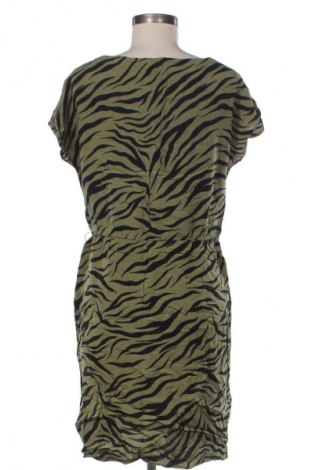 Šaty  Top Secret, Veľkosť M, Farba Viacfarebná, Cena  9,95 €