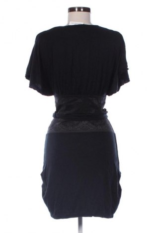 Šaty  Triumph, Veľkosť M, Farba Čierna, Cena  22,13 €