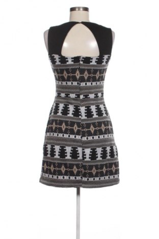 Šaty  Trucco, Velikost M, Barva Vícebarevné, Cena  109,00 Kč