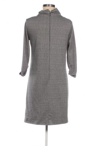 Kleid Tu, Größe M, Farbe Mehrfarbig, Preis 2,99 €