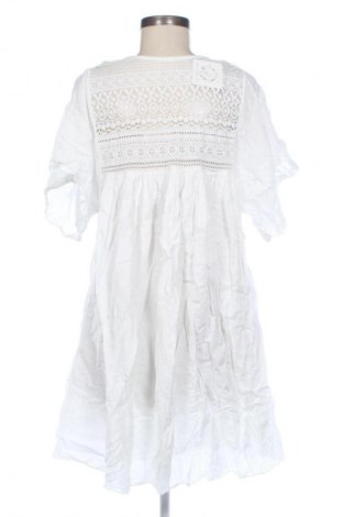 Ruha Unbranded, Méret M, Szín Fehér, Ár 7 136 Ft