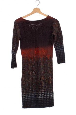 Ruha Unbranded, Méret M, Szín Sokszínű, Ár 3 116 Ft