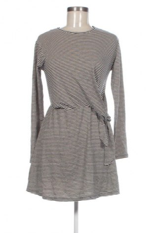 Рокля United Colors Of Benetton, Размер S, Цвят Многоцветен, Цена 3,06 €