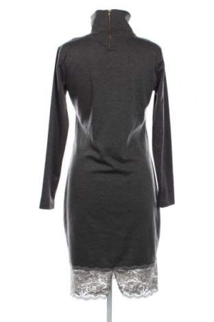 Sukienka VRS, Rozmiar M, Kolor Szary, Cena 16,99 zł