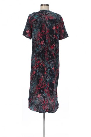 Šaty  Vero Moda, Veľkosť M, Farba Viacfarebná, Cena  7,35 €