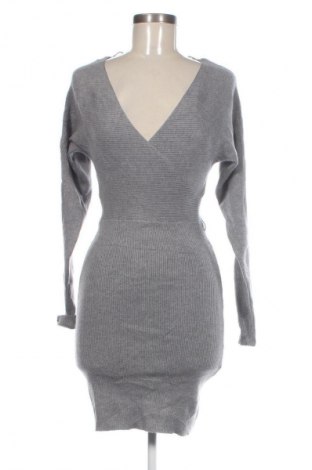 Sukienka Vero Moda, Rozmiar XS, Kolor Szary, Cena 41,99 zł