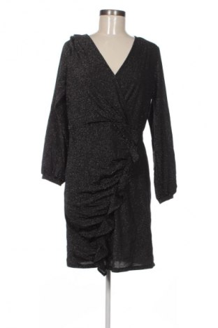 Рокля Vero Moda, Размер XL, Цвят Многоцветен, Цена 7,66 €