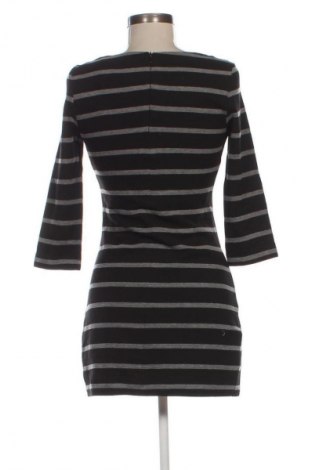 Šaty  WE, Velikost S, Barva Vícebarevné, Cena  49,00 Kč