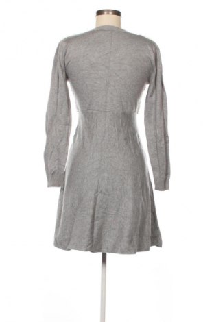 Sukienka Yuka, Rozmiar S, Kolor Szary, Cena 15,99 zł