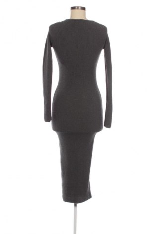 Рокля Zara, Размер XS, Цвят Сив, Цена 8,18 €