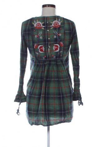 Рокля Zara, Размер M, Цвят Многоцветен, Цена 8,18 €