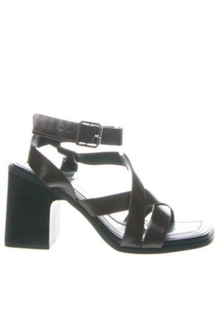 Sandały Jenny, Rozmiar 40, Kolor Brązowy, Cena 61,99 zł