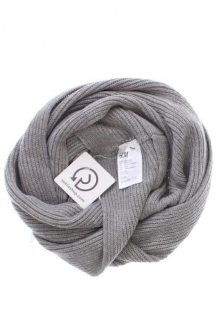 Шал H&M, Цвят Сив, Цена 8,18 €