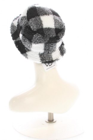 Шапка Unbranded, Цвят Многоцветен, Цена 9,20 €