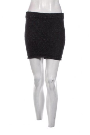 Spódnica Pull&Bear, Rozmiar S, Kolor Czarny, Cena 13,99 zł