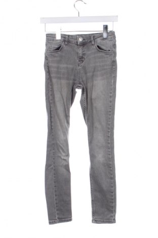 Дамски дънки Unbranded, Размер S, Цвят Сив, Цена 2,04 €