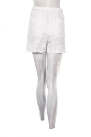 Damen Shorts Tommy Hilfiger, Größe L, Farbe Weiß, Preis 39,99 €