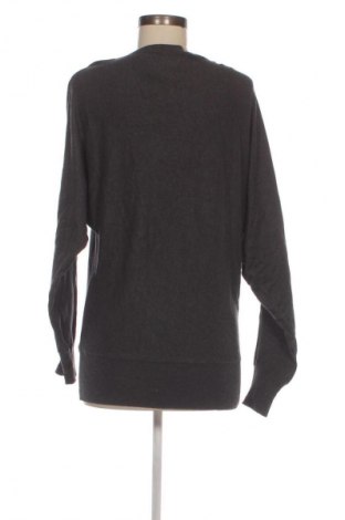 Дамски пуловер Unbranded, Размер M, Цвят Сив, Цена 3,06 €