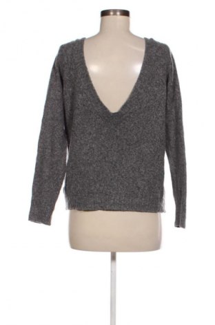 Dámský svetr Noisy May, Velikost M, Barva Šedá, Cena  179,00 Kč