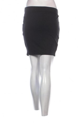 Пола Unbranded, Размер M, Цвят Черен, Цена 2,04 €