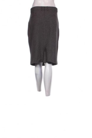 Пола Unbranded, Размер M, Цвят Сив, Цена 2,04 €