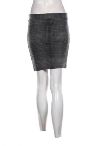 Пола Unbranded, Размер S, Цвят Многоцветен, Цена 2,04 €