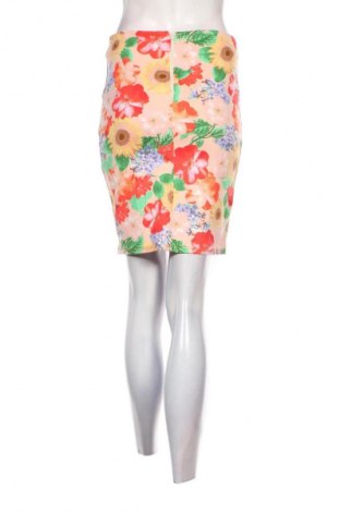 Пола Unbranded, Размер S, Цвят Многоцветен, Цена 3,06 €