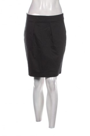 Пола Calliope, Размер M, Цвят Черен, Цена 2,04 €