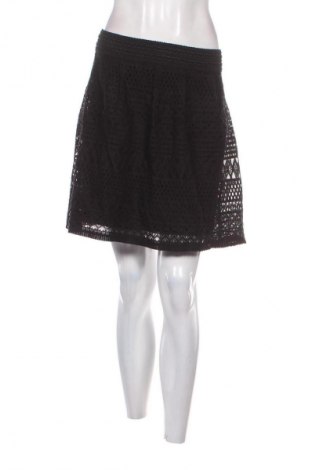 Пола Camaieu, Размер M, Цвят Черен, Цена 2,04 €