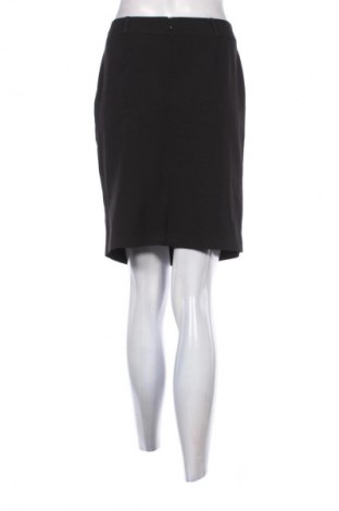 Пола Clockhouse, Размер M, Цвят Черен, Цена 2,04 €