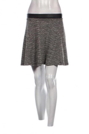 Пола H&M, Размер S, Цвят Сив, Цена 2,04 €