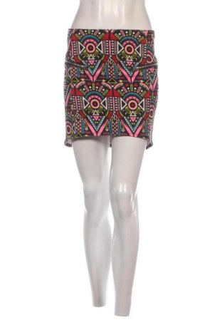 Пола H&M Divided, Размер S, Цвят Многоцветен, Цена 2,04 €