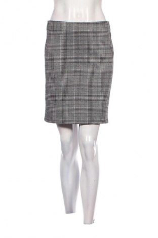 Пола Janina, Размер M, Цвят Многоцветен, Цена 2,04 €